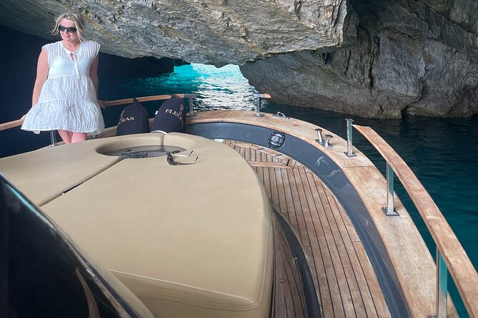 All-Inclusive Capri Boat Tour with City Visit from Positano - Faraglioni, Mermaid’s Rock, Malaparte Villa, and the cliff stories