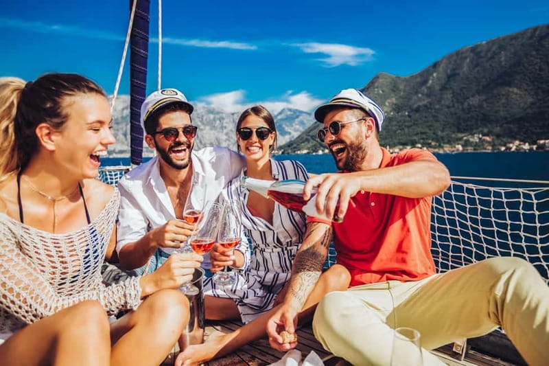 Amalfi Coast: Boat and Snorkeling Tour with Fruit & Drinks - From Amalfi pier to Positano: how the day actually plays out