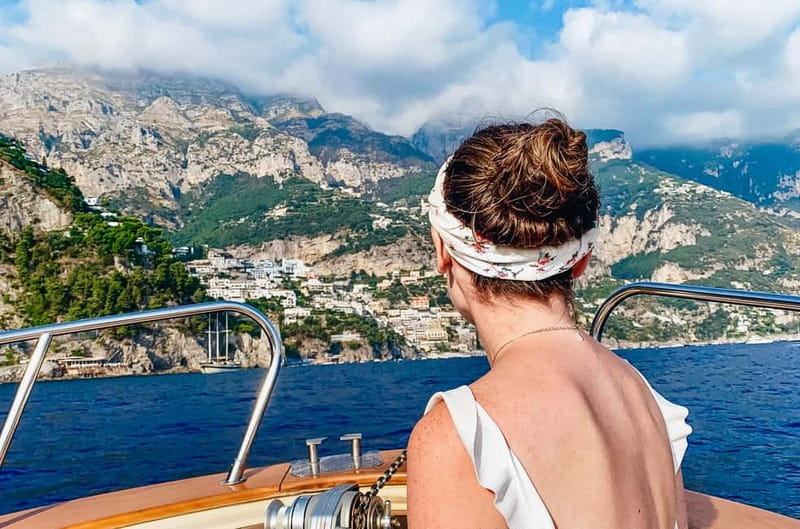 Amalfi Coast: Boat and Snorkeling Tour with Fruit & Drinks - The speedboat segment and the return view