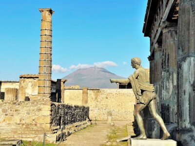 Amalfi Coast: Pompeii, Vesuvius, & Wine Tasting with Lunch - Pickup and van ride: door-to-door convenience (and why it matters)