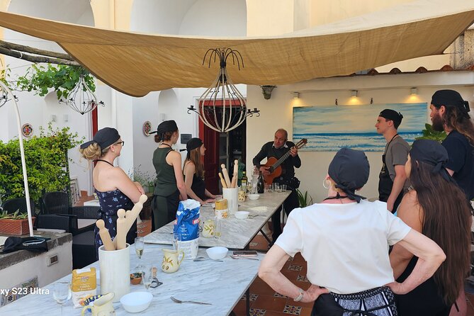 Authentic Pasta & Pizza Cooking Class with Sorrento Coast Pickup - Key things that make this cooking class work