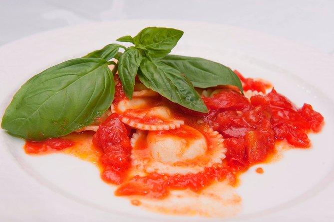 Best Sorrento cooking school - Wine Tasting and the Big Meal Moment: What Makes It Feel Local