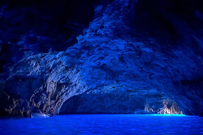 Boat Tour in Capri Italy - What’s included on board (and what that means for your comfort)