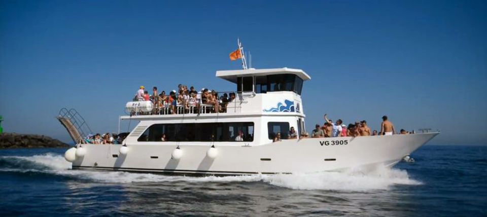 Capri: Island Boat Tour with Blue Grotto Stop - Blue Grotto by rowboat: the €18 fee, the transfer, and the wait