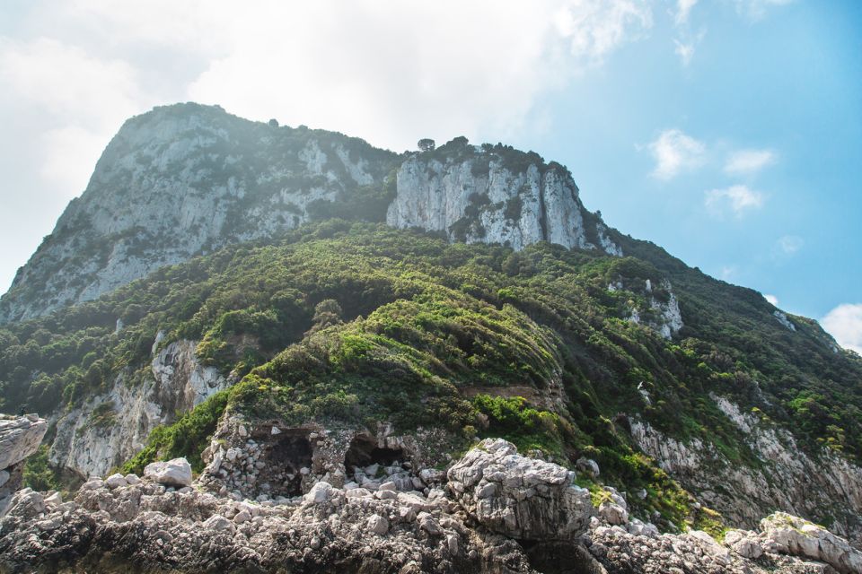 Capri: Island Sightseeing Tour with Blue Grotto Stop - The Blue Grotto stop: tickets, queues, and what actually happens