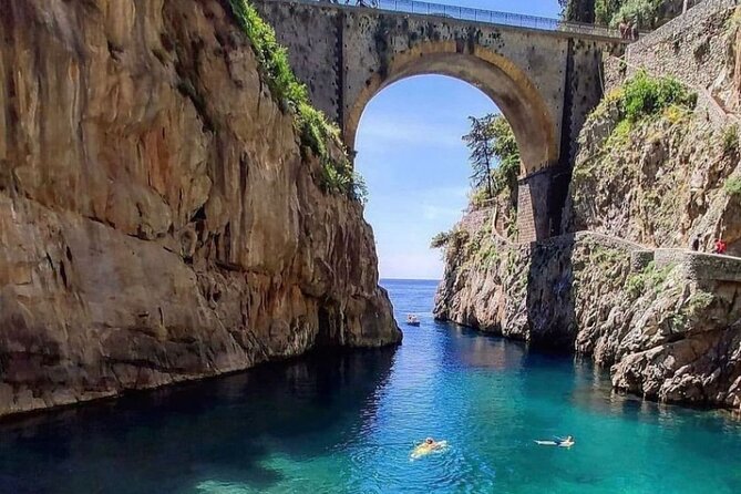 Capri Private Boat Tour - Faraglioni: Capri’s icons from water level