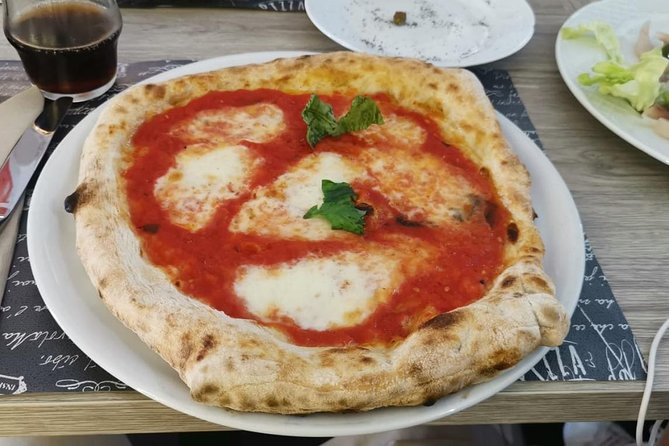 Discover the Ancient Ruins of Pompeii: Day Trip from Rome - Lunch in Pompeii: What You’re Actually Getting (and How to Not Get Burned)
