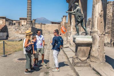 From Naples: Pompeii Skip-the-Line Guided Tour - Skip-the-Line Access and How You Actually Experience Pompeii