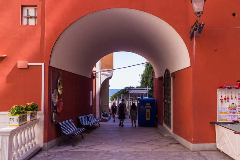 From Pompeii/Vico Equense: Amalfi, Positano, & Ravello Tour - Comfort and the boat reality: seats, sound, and weather