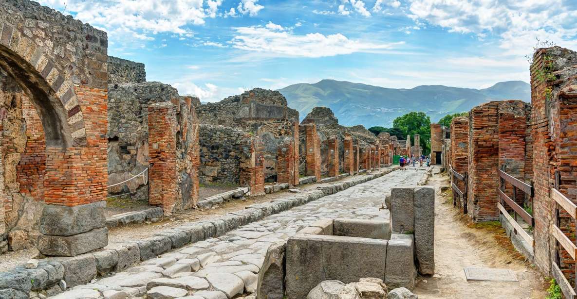 From Rome: Pompeii, Positano and Amalfi Full-Day Tour - Positano: 2.5 hours to eat, shop, and breathe