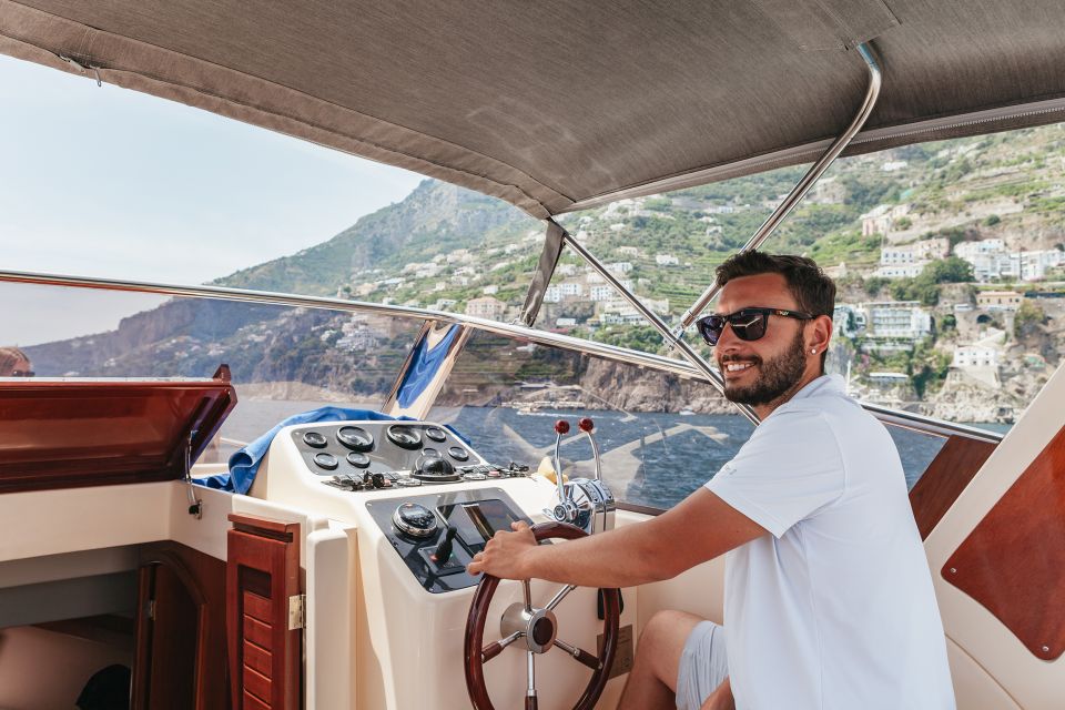 From Sorrento: Amalfi and Positano Full-Day Trip by Boat - Amalfi free time: short walk time, big payoff