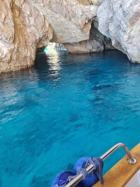 From Sorrento: Capri Boat Tour with Blue Grotto Visit - Who this Capri boat tour suits best