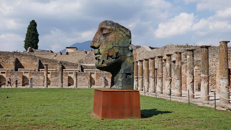 From Sorrento: Day Tour to Pompeii Ruins and Mount Vesuvius - Should you book this Pompeii and Vesuvius tour?