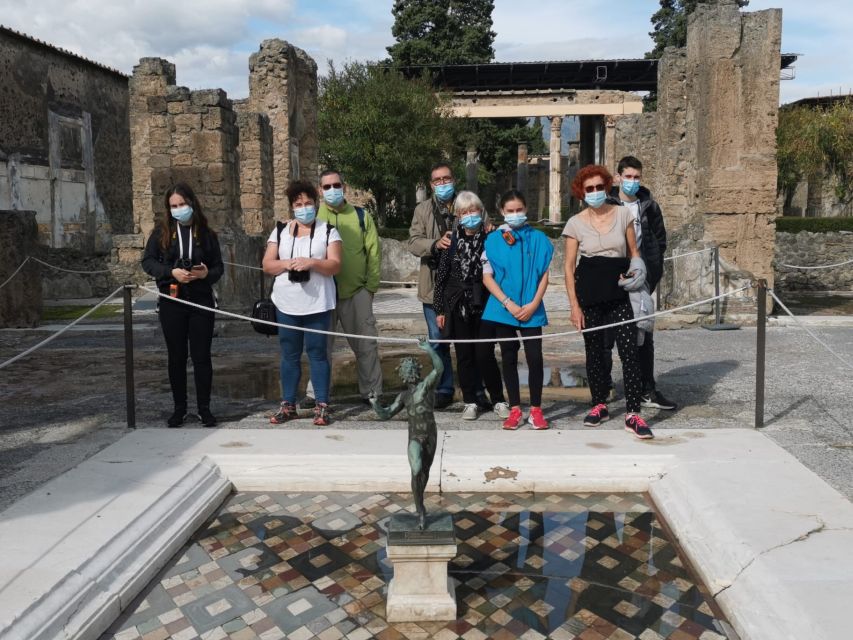 From Sorrento: Day Tour to Pompeii Ruins and Mount Vesuvius - Pizza lunch near Pompeii: included food, real expectations