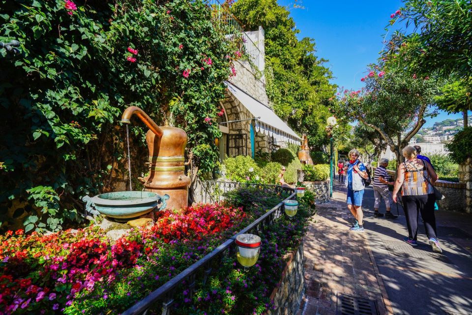 From Sorrento: Day Trip to Capri & Anacapri with Blue Grotto - Getting back: funicular to the port and the return boat choice
