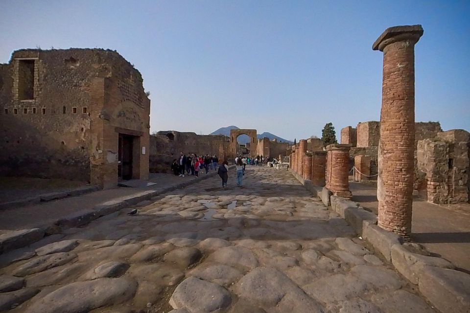 From Sorrento: Pompeii and Vesuvius Guided Tour with Lunch - Pompeii and Vesuvius From Sorrento: what you’re really buying
