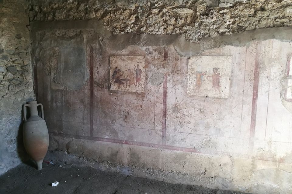 From Sorrento: Pompeii and Vesuvius Tour - Bay of Naples Views: How to Use Your Time at the Top