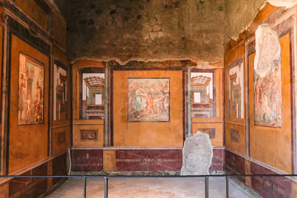 From Sorrento: Pompeii Half-Day Skip-the-Line Tour - Meet IAMME IA! and get on the road in air-conditioned comfort