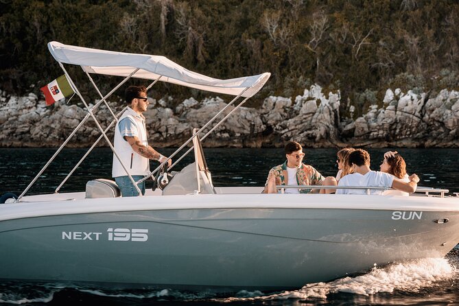From Sorrento : Private Capri Island Daily Boat Tour - Sorrento to Capri: what this private charter gets right