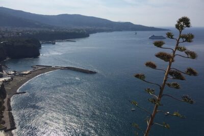 Full Day Private Sorrento & Amalfi Coast Tour from Positano - Amalfi’s Duomo di Sant’Andrea: a short stop with big architectural payoff