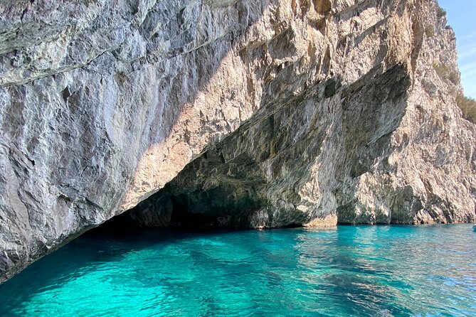 Half day tour of Capri by private boat - I Faraglioni: up close, under the arch, with time for photos