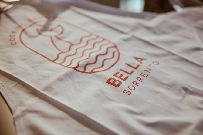 Hands-On Italian Cooking Class with Local Sorrento Chef - Drinks and Meal Flow: Wine, Coffee, and Limoncello With Your Work
