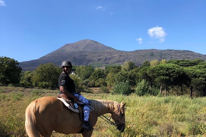 Horseback Riding on Vesuvius - Getting There: The Pompeii Meeting Point and What the 2-Hour Block Includes