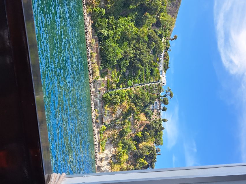Ischia: Island Boat Tour with Neapolitan Lunch & Snorkeling - Citara and Sorgeto: scenic passes plus the first real taste