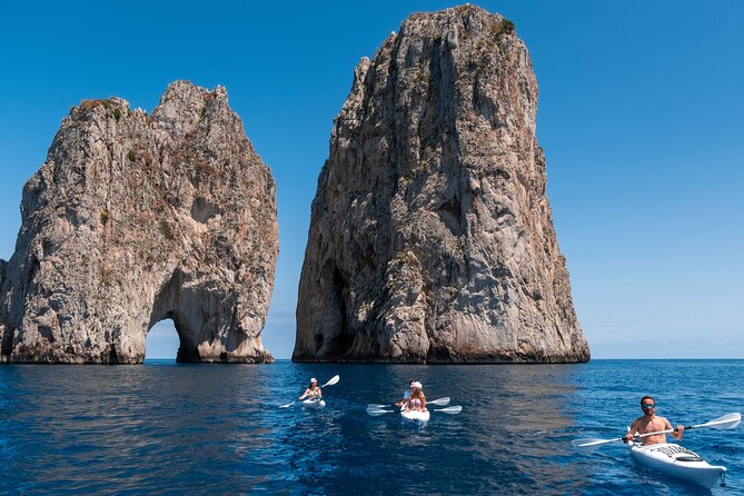Kayak tour in Capri between caves and beaches. Photos included. - How Hard Is It, Really? Effort for Beginners