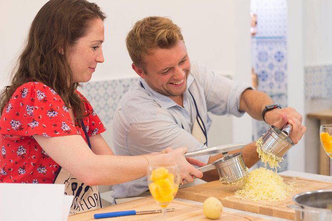 Pasta Class in Sorrento - Anna’s hosting style: small group, big warmth