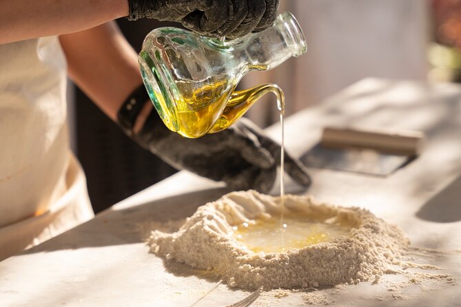 Pasta & Traditional Sorrento Cuisine with Pickup - 100% Hands On - Who should book this cooking class in Sorrento?