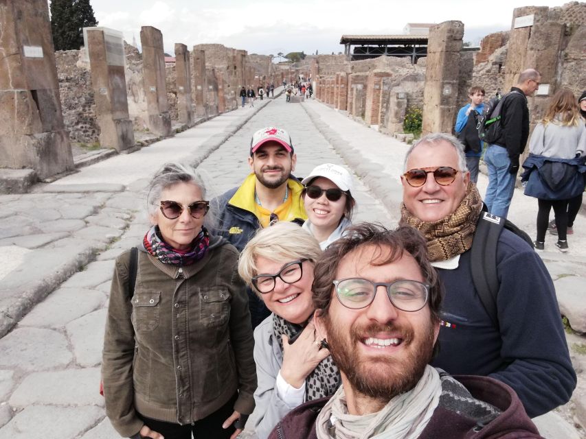 Pompeii 2-Hour Private Tour - Meeting at Scavi Villa dei Misteri: No Guesswork Start