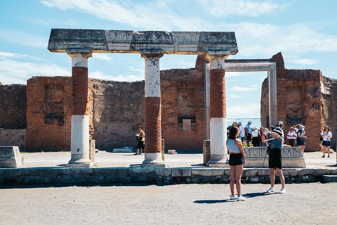 Pompeii 3 Hours Walking Tour Led by an Archaeologist - House of Menander: the luxury side of Pompeii