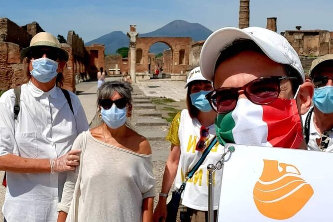 Pompeii and Herculaneum Small Group Tour with an Archaeologist - Herculaneum in two hours: why it feels different