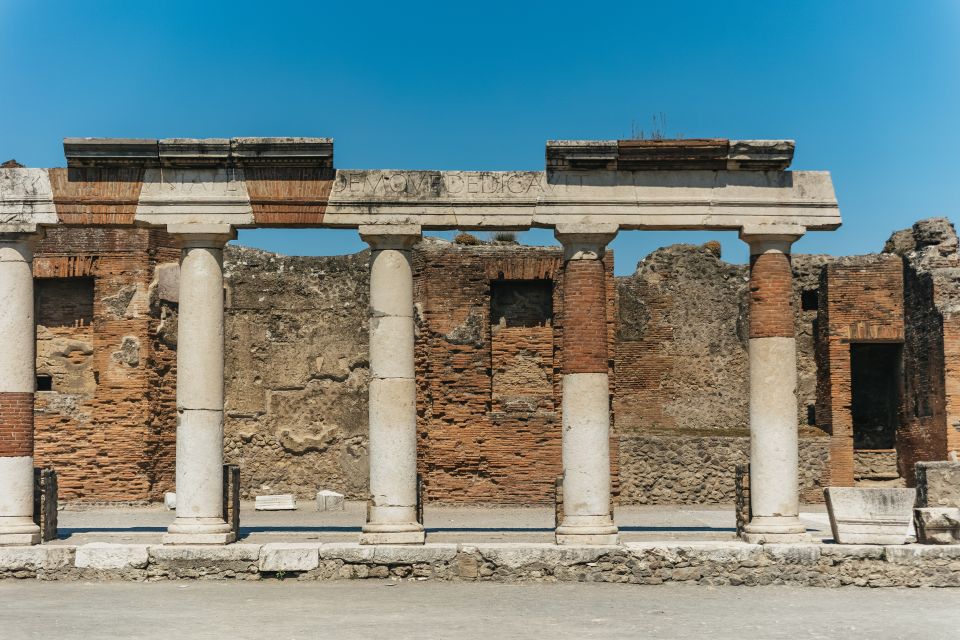 Pompeii: Archaeological Park Tour with Ticket on request - Ancient Roman streets and everyday town life