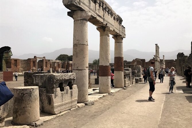 Pompeii: Guided Small Group Tour Max 6 People with Private Option - Should you book this Pompeii guided tour?