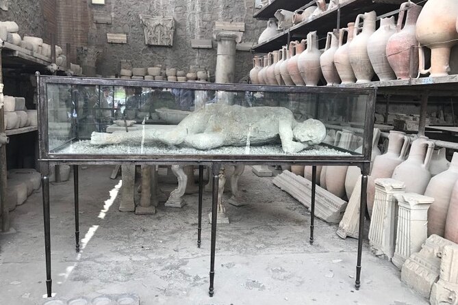Pompeii: Guided Small Group Tour Max 6 People with Private Option - Pompeii Archaeological Park: the Forum and theatre stops that set the scene