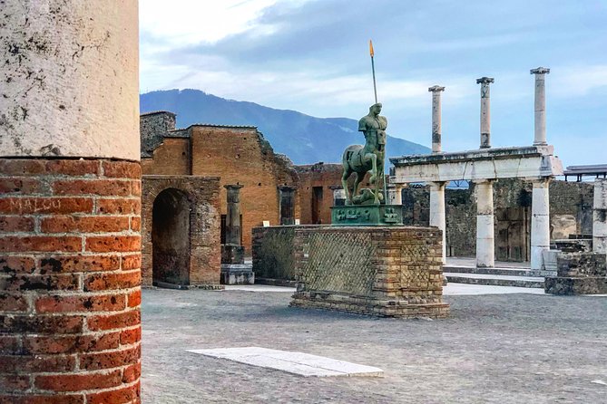 Pompeii Guided Tour From Sorrento Coast - Timing and pacing in a 4 to 5 hour day