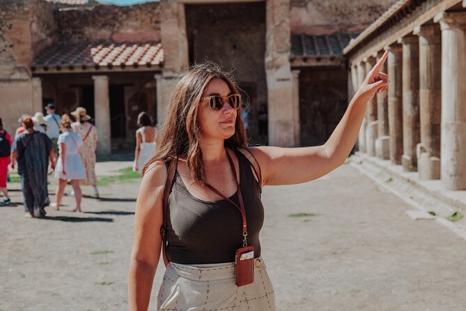 Pompeii Private Tour with an Archaeologist Guide - Key things that make this Pompeii tour work