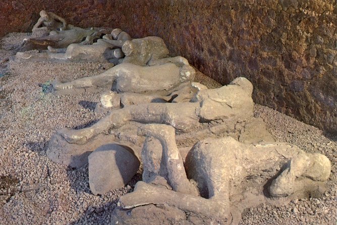 Pompeii Ruins Half-Day Tour from Sorrento with Guide - Who this Pompeii half-day works best for