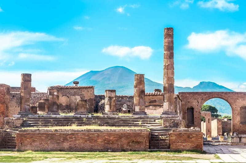 Pompeii Ruins Private Tour with Optional Skip-the-Line Entry - Temples, Porticoes, and Law Courts: Reading Power in Stone