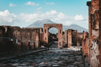 Pompeii: Skip the line ticket (art) + audioguide + map - Your self-paced Pompeii circuit: houses, temples, theatres, streets