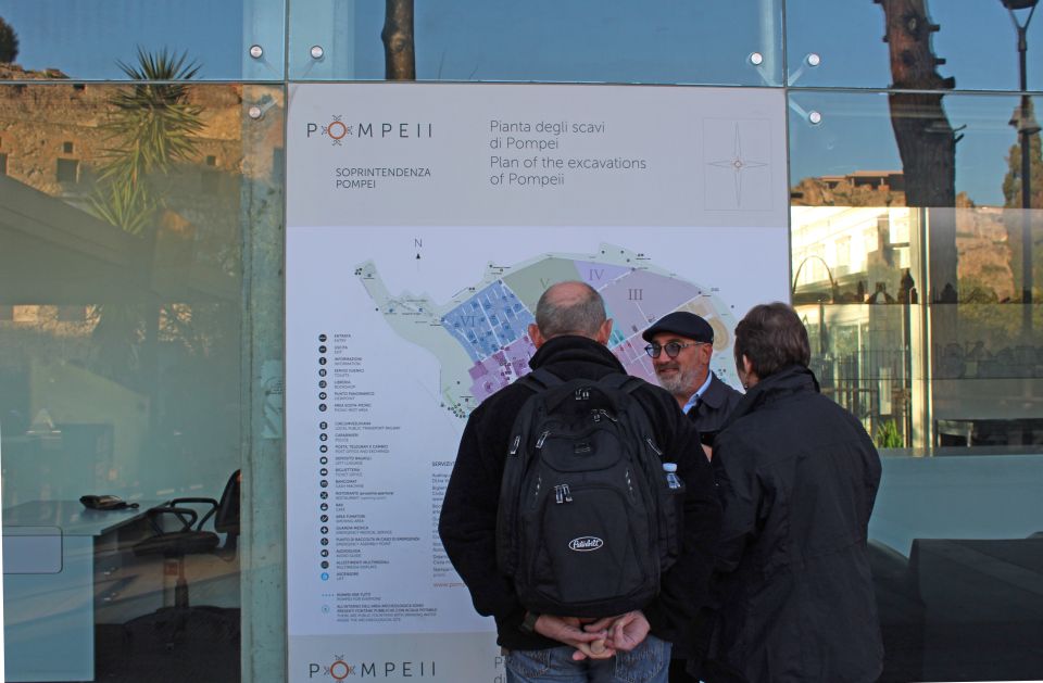 Pompeii: Skip-the-Line Tickets and Tour with Archaeologist - Entering Pompeii With an Archaeologist, Not a Map