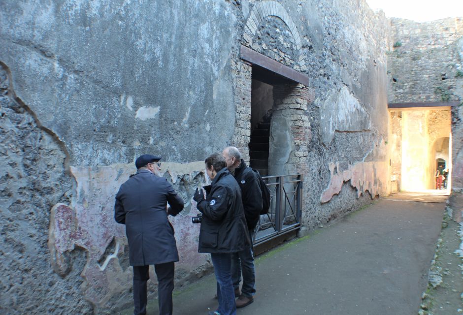 Pompeii: Skip-the-Line Tickets and Tour with Archaeologist - Should You Book It?