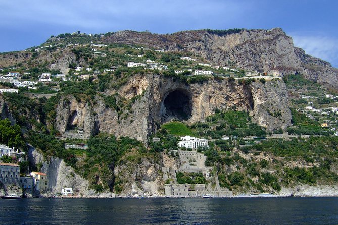 Private Amalfi Coast Boat Trip from Positano, Praiano or Amalfi - Stop-by-stop: the Amalfi Coast from lungomare to coves