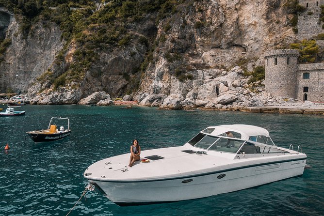 Private Amalfi Coast Boat Trip from Positano, Praiano or Amalfi - Drinks, snacks, and lunch: what’s included and what’s optional