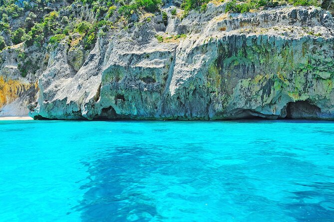 Private Tour: Amalfi Coast to Capri Cruise - How lunch works on this cruise: usually boat-access spots, usually worth it