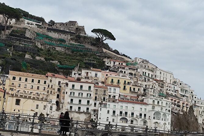 Private Transfer from Sorrento to Naples - Why a private Sorrento-to-Naples transfer beats train stress