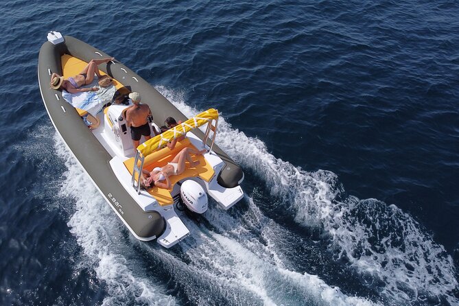 Self Drive Boat Hire - Fuel and port fees: budgeting the day so you’re not surprised