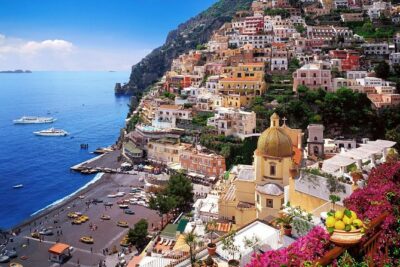 Shared Amalfi Coast by Minivan 8 pax Land Tour from Sorrento - Piazza Tasso Coffee Break in Sorrento: A 10-Minute Welcome